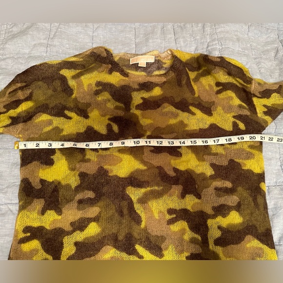 Michael Kors Fine Knit Camo Sweater - Picture 7 of 9